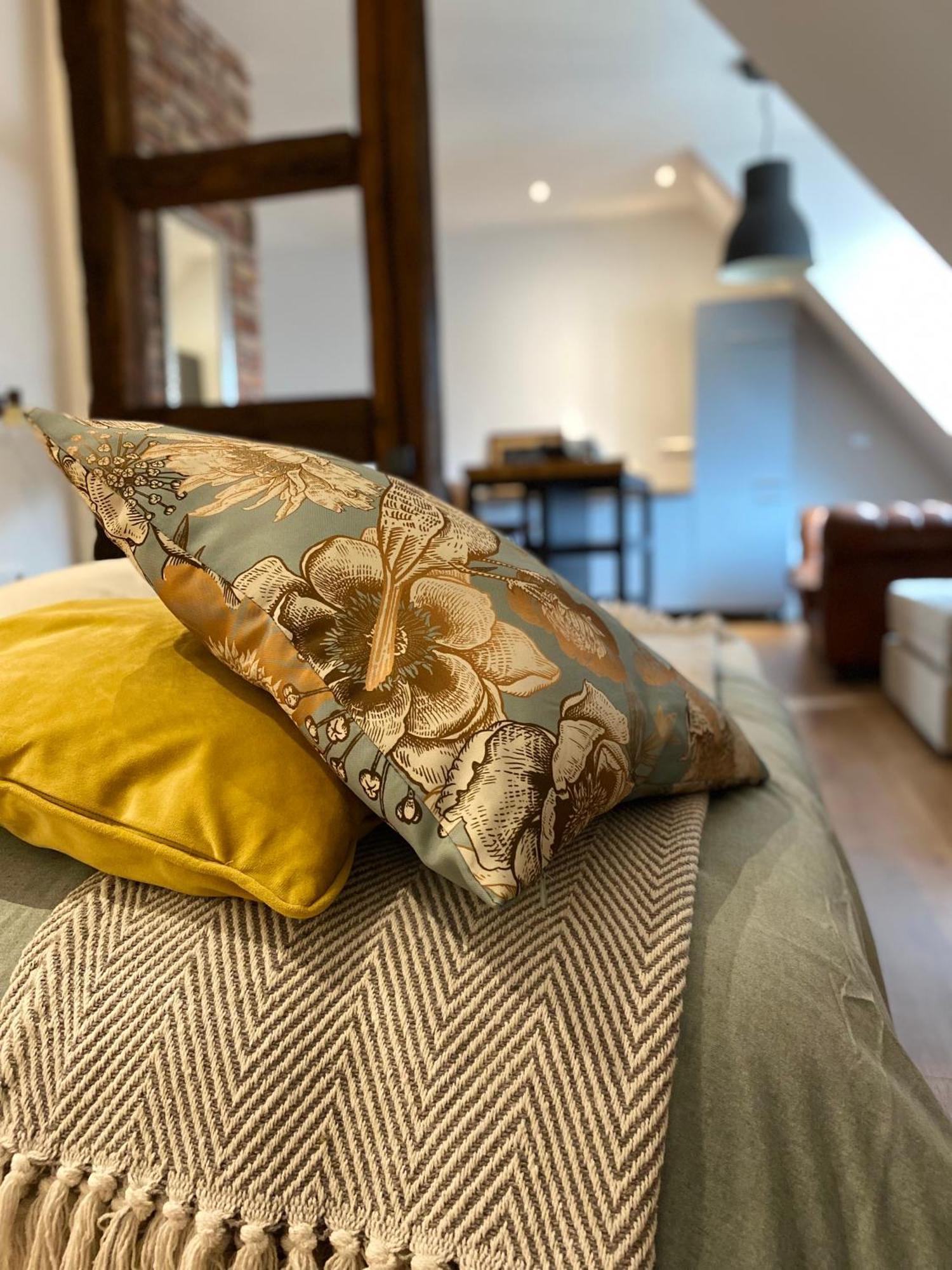 Sonnenhof 1737 - Ferienzimmer & Apartments Barbelroth エクステリア 写真