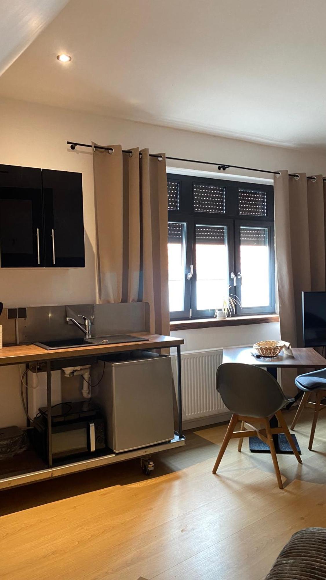 Sonnenhof 1737 - Ferienzimmer & Apartments Barbelroth エクステリア 写真
